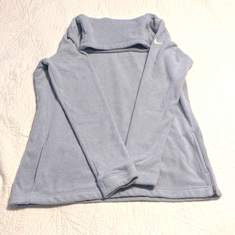 Nike dri-fit gray fleece